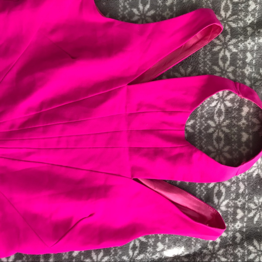 Pink dress - Picture 2 of 3